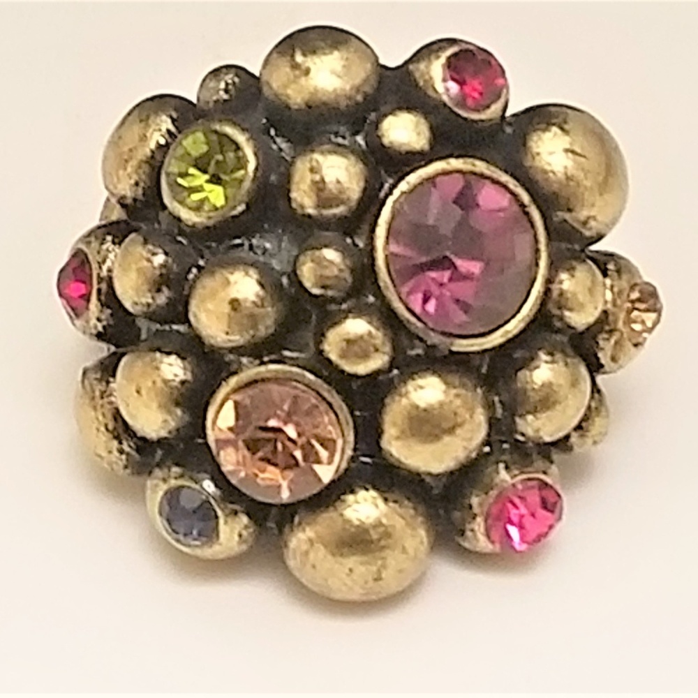 Antique style ring with colorful stones